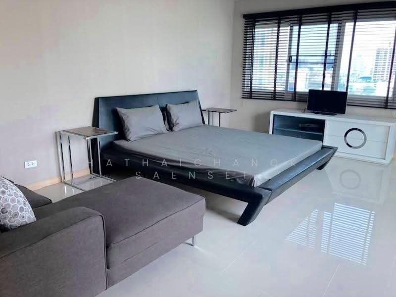 33 Tower, Bangkok, 399 Sukhumvit Road, Khlong Tan Nua, Watthana, Bangkok, 2 Bedrooms, 206 sqm, Condo For Rent, by Hathaichanok Saenset, 500561208 - DDproperty.com