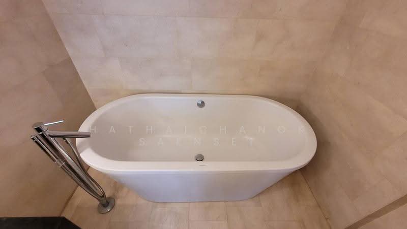 Saladaeng Residences, Bangkok, 29/1 North Sathorn Road, Silom, Bang Rak, Bangkok, 2 Bedrooms, 101 sqm, Condo For Rent, by Hathaichanok Saenset, 500561244 - DDproperty.com