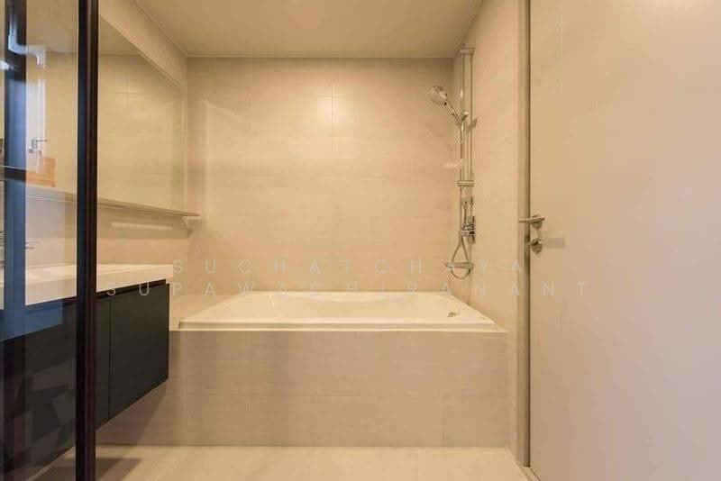 The Base Sukhumvit 50, Bangkok, Soi Roem Charoen 1, Sukhumvit 50 Road, Phra Kanong, Khlong Toei, Bangkok, 2 Bedrooms, 57 sqm, Condo For Sale, by Suchatchaya Supawachiranant, 500561313 - DDproperty.com