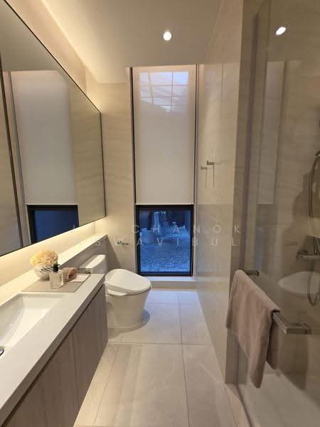 STILL Sukhumvit 20, Bangkok, Khlong Toei, Bangkok, 3 Bedrooms, 217 sqm, Condo For Sale, by Jomchanok Aswavibul, 500561346 - DDproperty.com
