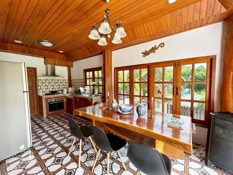 FOR SALE | Lanna-Contemporary Golden Teak House, Sansai, Chiang Mai, San Sai Noi, San Sai, Chiang Mai, 4 Bedrooms, 240 sqm, Single Detached House For Sale, by นิศาชล ใจแปง, 500561360 - DDproperty.com