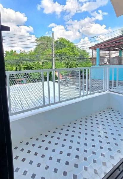 เพียง 1,590,000 บาท เท่านั้น บ้านสวย ตรงข้ามสวน หมู่บ้านมนวดี ถนนวัดลาดปลาดุก บางบัวทอง, นนทบุรี, วัดลาดปลาดุก, บางคูรัด, บางบัวทอง, นนทบุรี, 100 ตร.ม., ทาวน์เฮ้าส์ ขาย, โดย บุษบากร (เจี๊ยบ), 500561368 - DDproperty.com