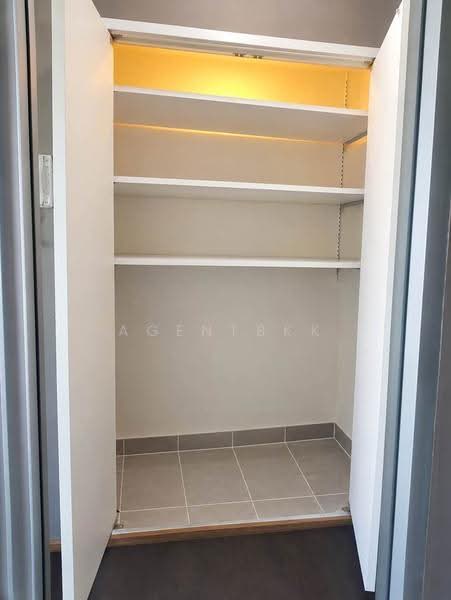 Fuse Chan-Sathorn, Bangkok, 160 Chan Road, Thung Wat Don, Sathon, Bangkok, 1 Bedroom, 37 sqm, Condo For Rent, by Agentbkk, 500561378 - DDproperty.com
