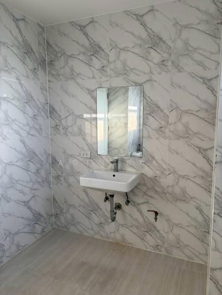 The Waterford Park, Bangkok, Soi Sukhumvit 53, Khlong Tan Nua, Watthana, Bangkok, 3 Bedrooms, 156 sqm, Condo For Rent, by Agentbkk, 500561383 - DDproperty.com