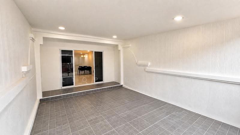 Krungthong, Saimai 33, Bangkok, Sai Mai, Bangkok, 2 Bedrooms, 64 sqm, Townhouse For Sale, by Holtop Property, 500561411 - DDproperty.com