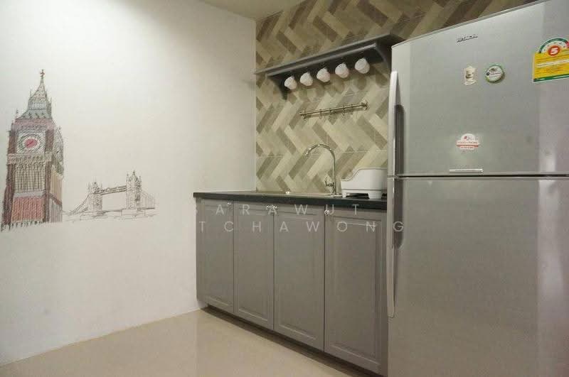 Baan Suanpetch, Bangkok, 18 Soi Sukhumvit 39, Khlong Tan Nua, Watthana, Bangkok, 2 Bedrooms, 135 sqm, Condo For Rent, by Sarawut Ratchawong, 500561447 - DDproperty.com