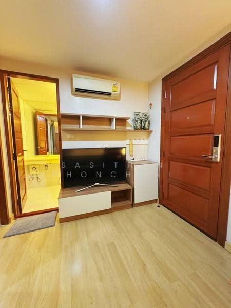 Emerald Residence Ratchada : เอ็มเมอรัล เรสซิเดนซ์ รัชดา, กรุงเทพ, ซอยรัชดา 7 (ซอยนาทอง แยก 9), ดินแดง, กรุงเทพ, 30 ตร.ม., คอนโด ให้เช่า, โดย Sasithon Phonchuai, 500561465 - DDproperty.com