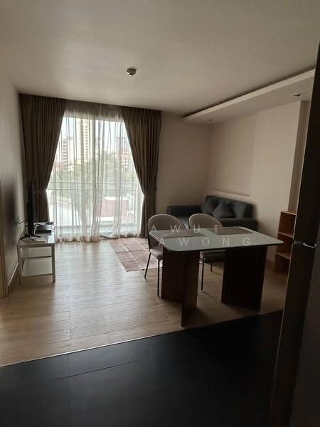 Via BOTANI, Bangkok, 36 Soi Sukhumvit 47, Sukhumvit Road, Khlong Tan Nua, Watthana, Bangkok, 1 Bedroom, 47 sqm, Condo For Rent, by Sarawut Ratchawong, 500561470 - DDproperty.com