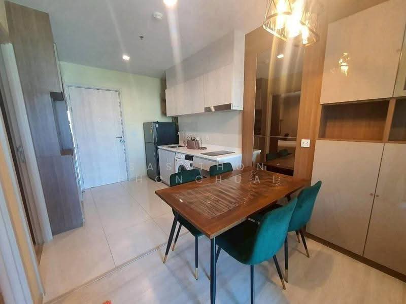 Life One Wireless, Bangkok, 1 Wireless Road, Lumphini, Pathum Wan, Bangkok, 2 Bedrooms, 45 sqm, Condo For Rent, by Sasithon Phonchuai, 500561474 - DDproperty.com