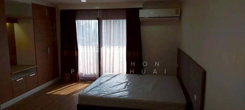 Baan Suanpetch, Bangkok, 18 Soi Sukhumvit 39, Khlong Tan Nua, Watthana, Bangkok, 2 Bedrooms, 133 sqm, Condo For Rent, by Sasithon Phonchuai, 500561477 - DDproperty.com