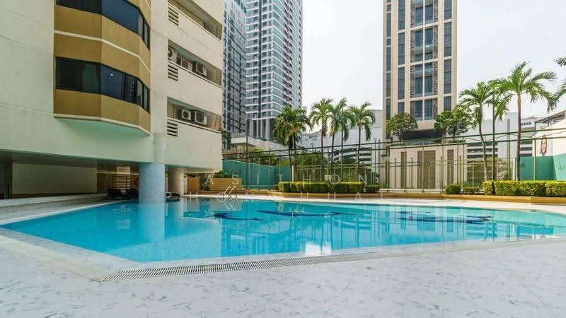 Baan Suanpetch, Bangkok, 18 Soi Sukhumvit 39, Khlong Tan Nua, Watthana, Bangkok, 2 Bedrooms, 133 sqm, Condo For Rent, by Sasithon Phonchuai, 500561477 - DDproperty.com