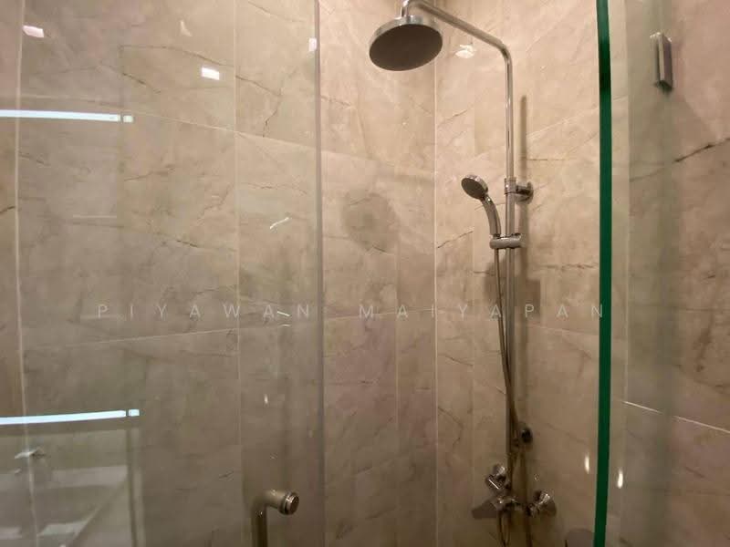 Noble Around Sukhumvit 33, Bangkok, 17 Soi Sukhumvit 33, Khlong Tan Nua, Watthana, Bangkok, 2 Bedrooms, 55 sqm, Condo For Sale, by Piyawan Maiyapan, 500561491 - DDproperty.com
