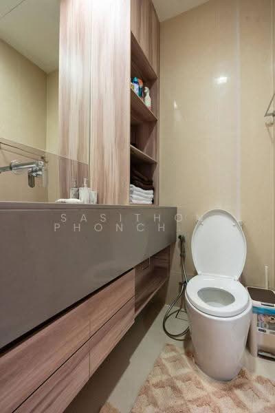 The Esse Asoke, Bangkok, 333 Soi Sukhumvit 21, Sukhumvit Road, Khlongtoei Nua, Watthana, Bangkok, 1 Bedroom, 37 sqm, Condo For Rent, by Sasithon Phonchuai, 500561514 - DDproperty.com