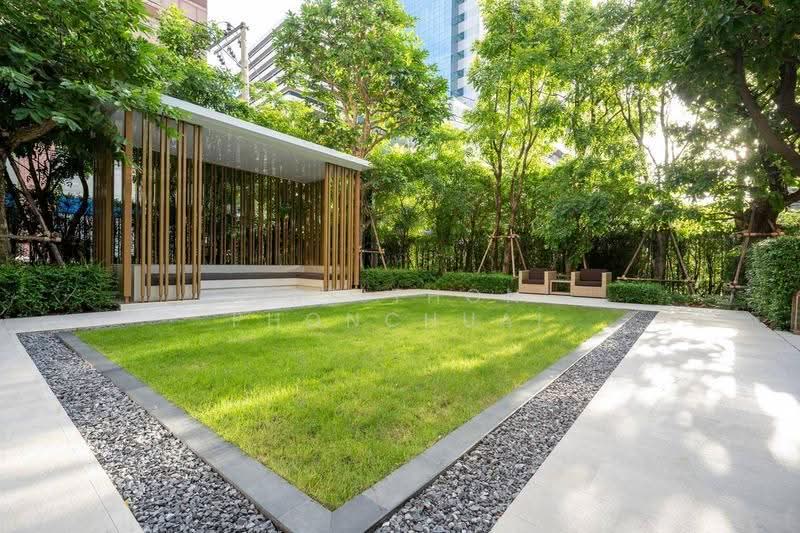 The Esse Asoke, Bangkok, 333 Soi Sukhumvit 21, Sukhumvit Road, Khlongtoei Nua, Watthana, Bangkok, 1 Bedroom, 37 sqm, Condo For Rent, by Sasithon Phonchuai, 500561514 - DDproperty.com