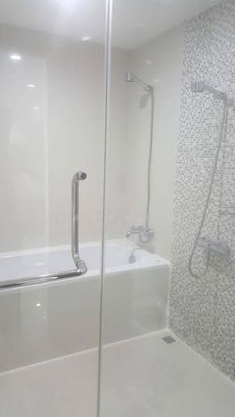 The Rajdamri, Bangkok, Ratchadamri Road, Lumphini, Pathum Wan, Bangkok, 1 Bedroom, 67 sqm, Condo For Rent, by Sarawut Ratchawong, 500561528 - DDproperty.com