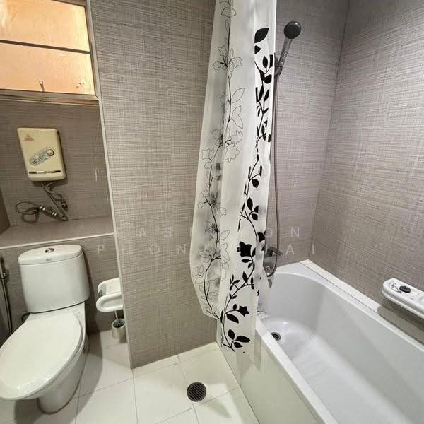 Tai Ping Towers, Bangkok, 582 Soi Sukhumvit 63, Khlong Tan Nua, Watthana, Bangkok, 3 Bedrooms, 130 sqm, Condo For Rent, by Sasithon Phonchuai, 500561552 - DDproperty.com