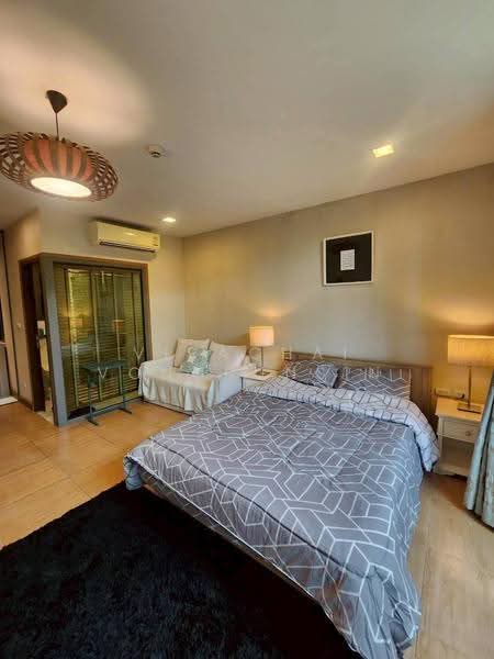 Quad Silom, Bangkok, 63 Soi Pipat 2, Silom Road, Suriyawong, Bang Rak, Bangkok, 1 Bedroom, 35 sqm, Condo For Rent, by Virachai Vongbunsin, 500561574 - DDproperty.com