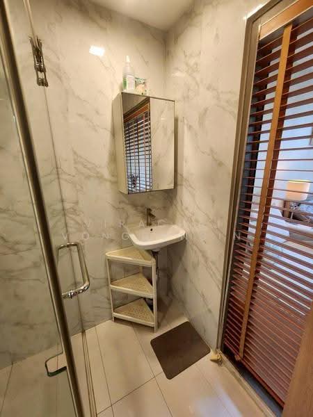 Quad Silom, Bangkok, 63 Soi Pipat 2, Silom Road, Suriyawong, Bang Rak, Bangkok, 1 Bedroom, 35 sqm, Condo For Rent, by Virachai Vongbunsin, 500561574 - DDproperty.com
