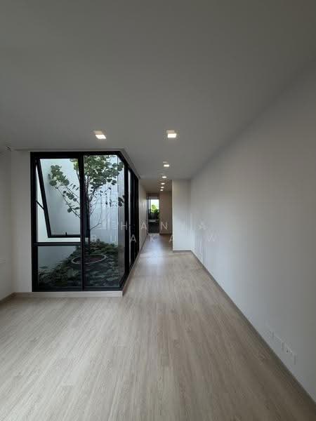 The Cabinet 29, Bangkok, Chorake Bua, Lat Phrao, Bangkok, 3 Bedrooms, 250 sqm, Townhouse For Rent, by Thanya Buakaew, 500561606 - DDproperty.com