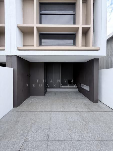 The Cabinet 29, Bangkok, Chorake Bua, Lat Phrao, Bangkok, 3 Bedrooms, 250 sqm, Townhouse For Rent, by Thanya Buakaew, 500561606 - DDproperty.com