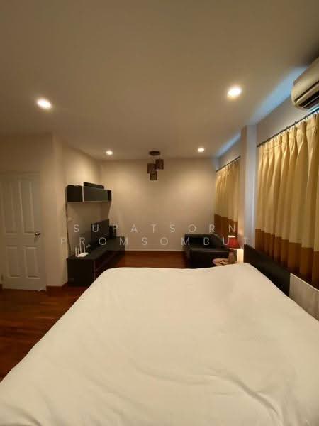 Casa Grand Ekamai – Ramintra, Bangkok, Soi Ramintra 40, Nuan Chan, Bueng Kum, Bangkok, 3 Bedrooms, 210 sqm, Single Detached House For Sale, by Supatsorn Promsombut, 500561656 - DDproperty.com