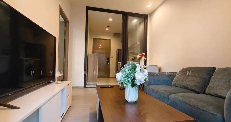 Life Asoke Hype, Bangkok, 339 Chaturathit Rd, Makkasan, Ratchathewi, Bangkok, 1 Bedroom, 33 sqm, Condo For Rent, by Piyawan Maiyapan, 500561715 - DDproperty.com