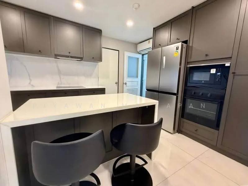 President Park Sukhumvit 24, Bangkok, 99 Sukhumvit 24 Alley, Khlongtoei Nua, Watthana, Bangkok, 4 Bedrooms, 223 sqm, Condo For Sale, by Piyawan Maiyapan, 500561742 - DDproperty.com