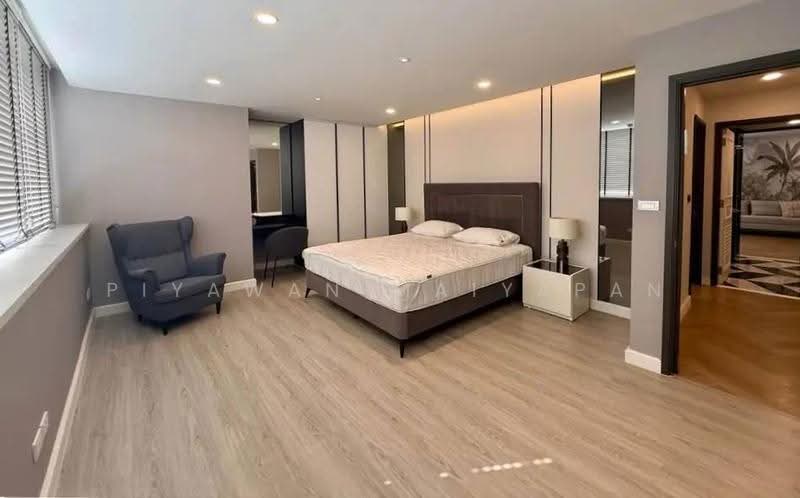 President Park Sukhumvit 24, Bangkok, 99 Sukhumvit 24 Alley, Khlongtoei Nua, Watthana, Bangkok, 4 Bedrooms, 223 sqm, Condo For Sale, by Piyawan Maiyapan, 500561742 - DDproperty.com