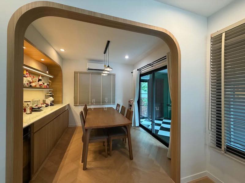 The Plant Bangna Wongwaen, Samut Prakan, Rachathewa, Bang Plee, Samut Prakan, 3 Bedrooms, 250 sqm, Single Detached House For Sale, by สุจิตรา ศิริจินดาพันธ์, 500561745 - DDproperty.com