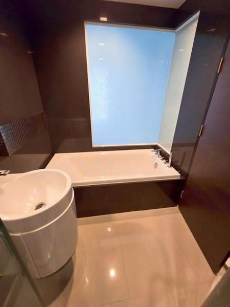 Rhythm Sathorn, Bangkok, 141 Soi Sathorn 21, Yan Nawa, Sathon, Bangkok, 1 Bedroom, 46 sqm, Condo For Rent, by Supatsorn Promsombut, 500561746 - DDproperty.com