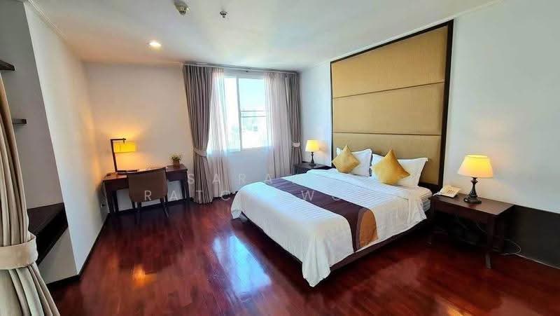 Piyathip Place, Bangkok, 24 Soi Prommitr, Khlong Tan Nua, Watthana, Bangkok, 2 Bedrooms, 173 sqm, Apartment For Rent, by Sarawut Ratchawong, 500561755 - DDproperty.com