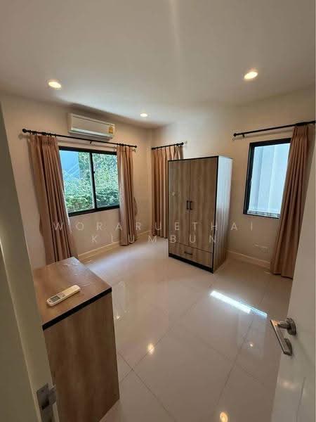 Setthasiri Pattanakarn, Bangkok, Phatthanakan-Onnut Road (New Cut), Prawet, Bangkok, 4 Bedrooms, 180 sqm, Single Detached House For Rent, by Woraruethai Klumbun, 500561805 - DDproperty.com