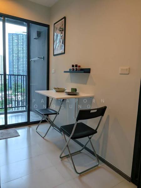 The Base Park East Sukhumvit 77, Bangkok, 99 Soi Pridi Banomyong 2, Phra Kanong Nua, Watthana, Bangkok, 1 Bedroom, 31 sqm, Condo For Rent, by Pattaporn Yongsungnone, 500561816 - DDproperty.com