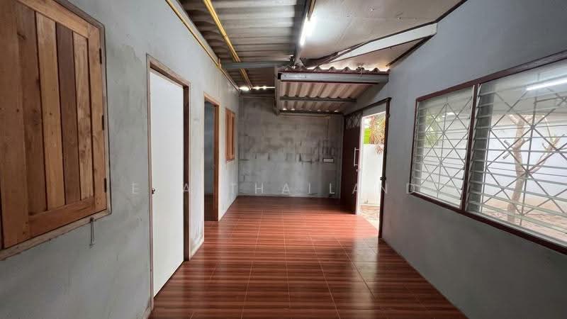 ทาวน์เฮ้าส์ชั้นเดียว(ห้องริม) ซ.พ่วง5 ต.กะแดะ, Surat Thani, Kra Dae, Kanchanadit, Surat Thani, 3 Bedrooms, 168 sqm, Townhouse For Sale, by ERA Thailand, 500561818 - DDproperty.com