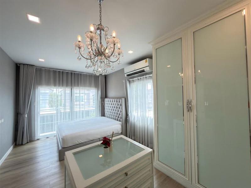 Golden Neo Sathorn : โกลเด้น นีโอ สาทร, กรุงเทพ, ถนนกัลปพฤกษ์, บางขุนเทียน, จอมทอง, กรุงเทพ, 143 ตร.ม., บ้านเดี่ยว ขาย, โดย คุณ ณิชารดา ทับทิม (เคท), 500561883 - DDproperty.com