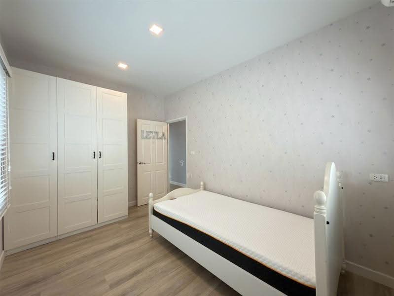Golden Neo Sathorn : โกลเด้น นีโอ สาทร, กรุงเทพ, ถนนกัลปพฤกษ์, บางขุนเทียน, จอมทอง, กรุงเทพ, 143 ตร.ม., บ้านเดี่ยว ขาย, โดย คุณ ณิชารดา ทับทิม (เคท), 500561883 - DDproperty.com