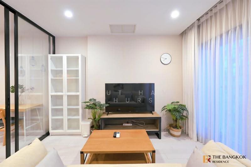 Noble Ploenchit, Bangkok, 1035 Ploenchit Road, Lumphini, Pathum Wan, Bangkok, 1 Bedroom, 47 sqm, Condo For Sale, by Sirirut Havee Akehurst, 500561910 - DDproperty.com