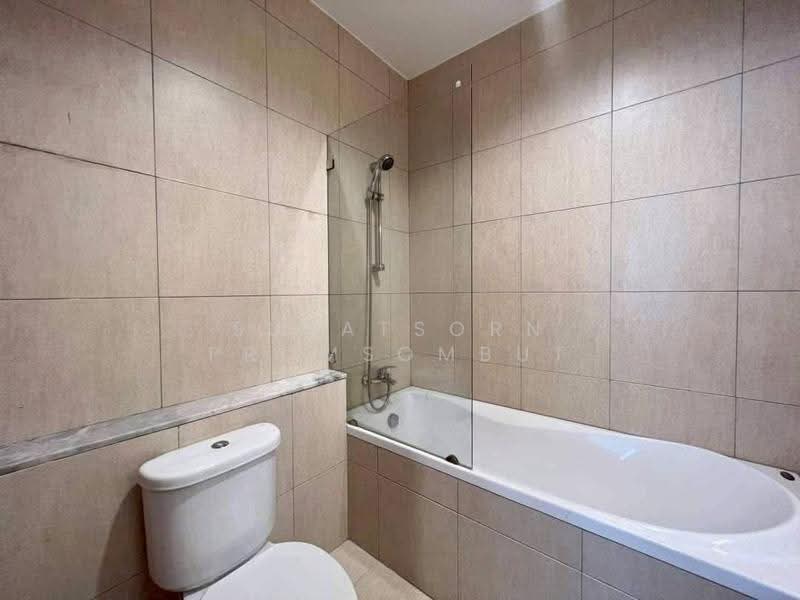 Von Napa Sukhumvit 38, Bangkok, Soi Sukhumvit 38, Phra Kanong, Khlong Toei, Bangkok, 2 Bedrooms, 115 sqm, Condo For Rent, by Supatsorn Promsombut, 500561920 - DDproperty.com