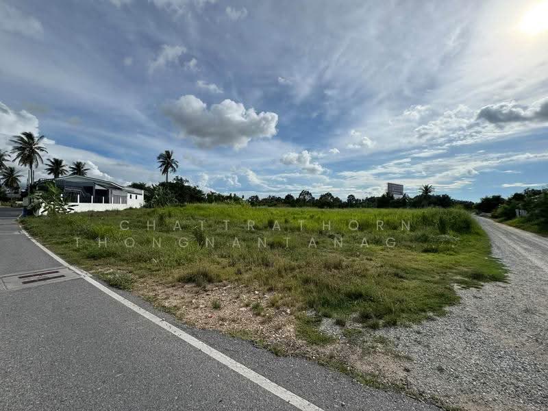 Land for Sale at Takhian Tia, Chon Buri (Pattaya), Ta Khian Tia, Bang Lamung (Pattaya), Chon Buri (Pattaya), , 12,364 sqm, Land For Sale, by Chattrathorn Thongnantanagoon, 500561925 - DDproperty.com