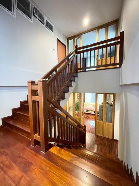 ทองหล่อ 25, Bangkok, Khlong Tan Nua, Watthana, Bangkok, 5 Bedrooms, 420 sqm, Single Detached House For Rent, by การุณ ชมภูบุตร, 500561934 - DDproperty.com