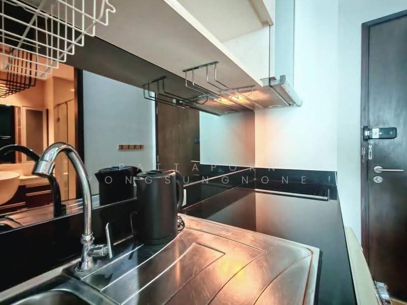 Sky Walk Residences, Bangkok, 1599 Sukhumvit Road, Phra Kanong Nua, Watthana, Bangkok, 1 Bedroom, 37 sqm, Condo For Rent, by Pattaporn Yongsungnone, 500561981 - DDproperty.com