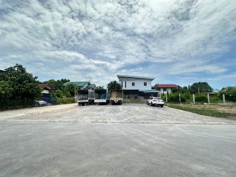 ที่ดินเปล่า 70 ตร.ว. ที่ดิน ใกล้โรงเรียนปทุมวิไล ซอยสุขใจ ถนนปทุมธานี-สายใน, ปทุมธานี, ถนนปทุมธานี-สายใน, บ้านฉาง, เมืองปทุมธานี, ปทุมธานี, 280 ตร.ม., ที่ดิน ขาย, โดย คุณ ภัทรดนัย ผลมะเฟือง (ล็อต), 500561989 - DDproperty.com
