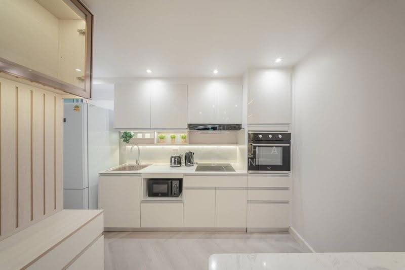 Fortune Condo Town, Bangkok, Naradhiwas Rajanakarindra 24 Alley, Chong Nonsi, Yan Nawa, Bangkok, 2 Bedrooms, 86 sqm, Condo For Sale, by Woraruethai Klumbun, 500561993 - DDproperty.com