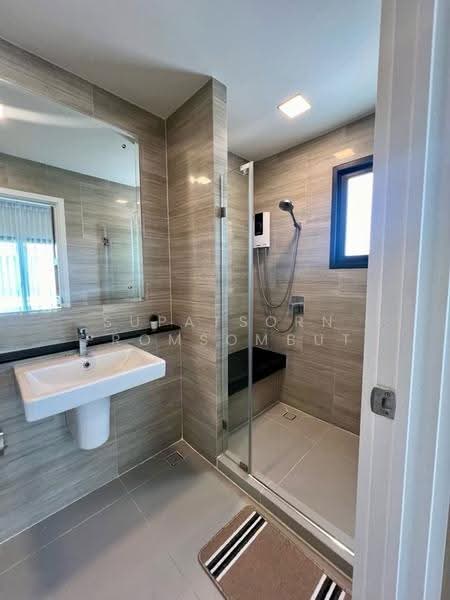 Britania Bangna-KM.12, Samut Prakan, Bang Na-Chonburi Expressway, Bangphli Yai, Bang Plee, Samut Prakan, 4 Bedrooms, 255 sqm, Single Detached House For Rent, by Supatsorn Promsombut, 500562021 - DDproperty.com