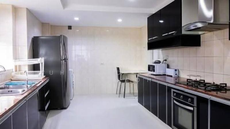 President Park Sukhumvit 24, Bangkok, 99 Sukhumvit 24 Alley, Khlongtoei Nua, Watthana, Bangkok, 3 Bedrooms, 265 sqm, Condo For Rent, by Muhammad-ameen Waeyusoh, 500562041 - DDproperty.com