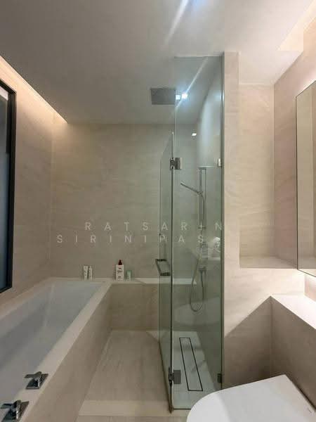 The Strand Thonglor, Bangkok, 36 Soi Sukhumvit 55, Khlong Tan Nua, Watthana, Bangkok, 1 Bedroom, 55 sqm, Condo For Rent, by Ratsarin Sirinipaspong, 500562042 - DDproperty.com