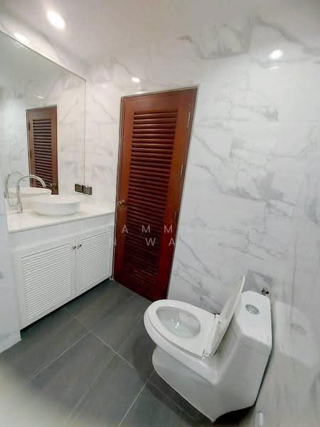 P.R. Home 1 & 2, Bangkok, Soi Thonglor 8, Khlong Tan Nua, Watthana, Bangkok, 2 Bedrooms, 180 sqm, Apartment For Rent, by Muhammad-ameen Waeyusoh, 500562057 - DDproperty.com