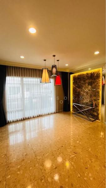 Grand Bangkok Boulevard Rama 9 - Srinakarindra, bangkok, Krungthep Kritha 17 Alley, Thap Chang, Saphan Sung, Bangkok, 5 Bedrooms, 450 sqm, Single Detached House For Rent, by Supatsorn Promsombut, 500562062 - DDproperty.com