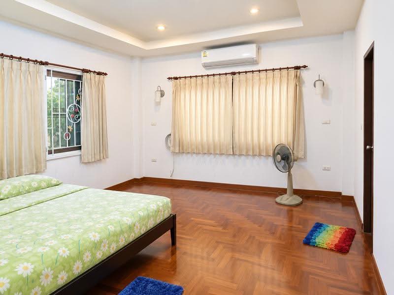 Bang Chak 5BR Family Home Near BTS | 210 SqM, 5.84% Below Market Price, Bangkok, Bang Chak, Phra Khanong, Bangkok, 5 Bedrooms, 210 sqm, Single Detached House For Sale, by Fazwaz (Thailand) Co., Ltd., 500562076 - DDproperty.com