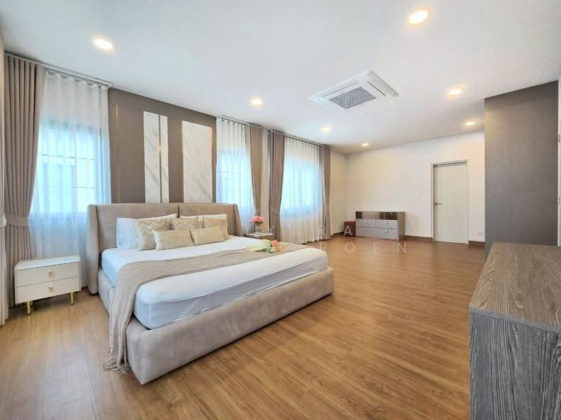 Centro Bangna, Samut Prakan, 111 Soi 3, Bang Kaeo, Bang Plee, Samut Prakan, 4 Bedrooms, 330 sqm, Single Detached House For Rent, by Maiyara Juancharoen, 500562093 - DDproperty.com